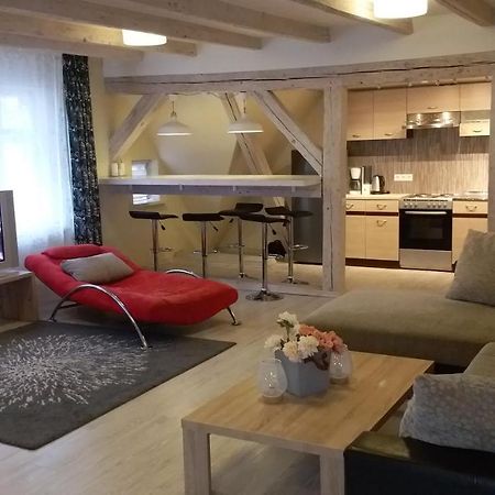 Studio Apartment Parnu Bagian luar foto