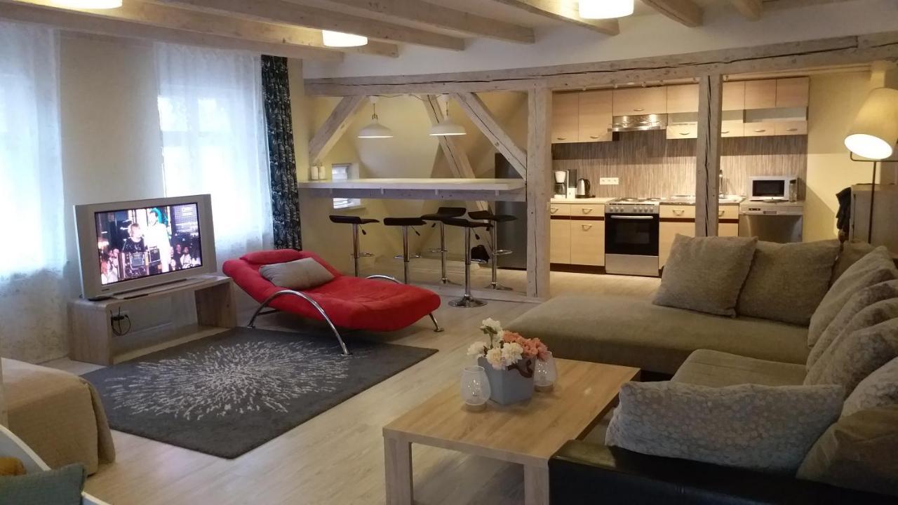 Studio Apartment Parnu Bagian luar foto